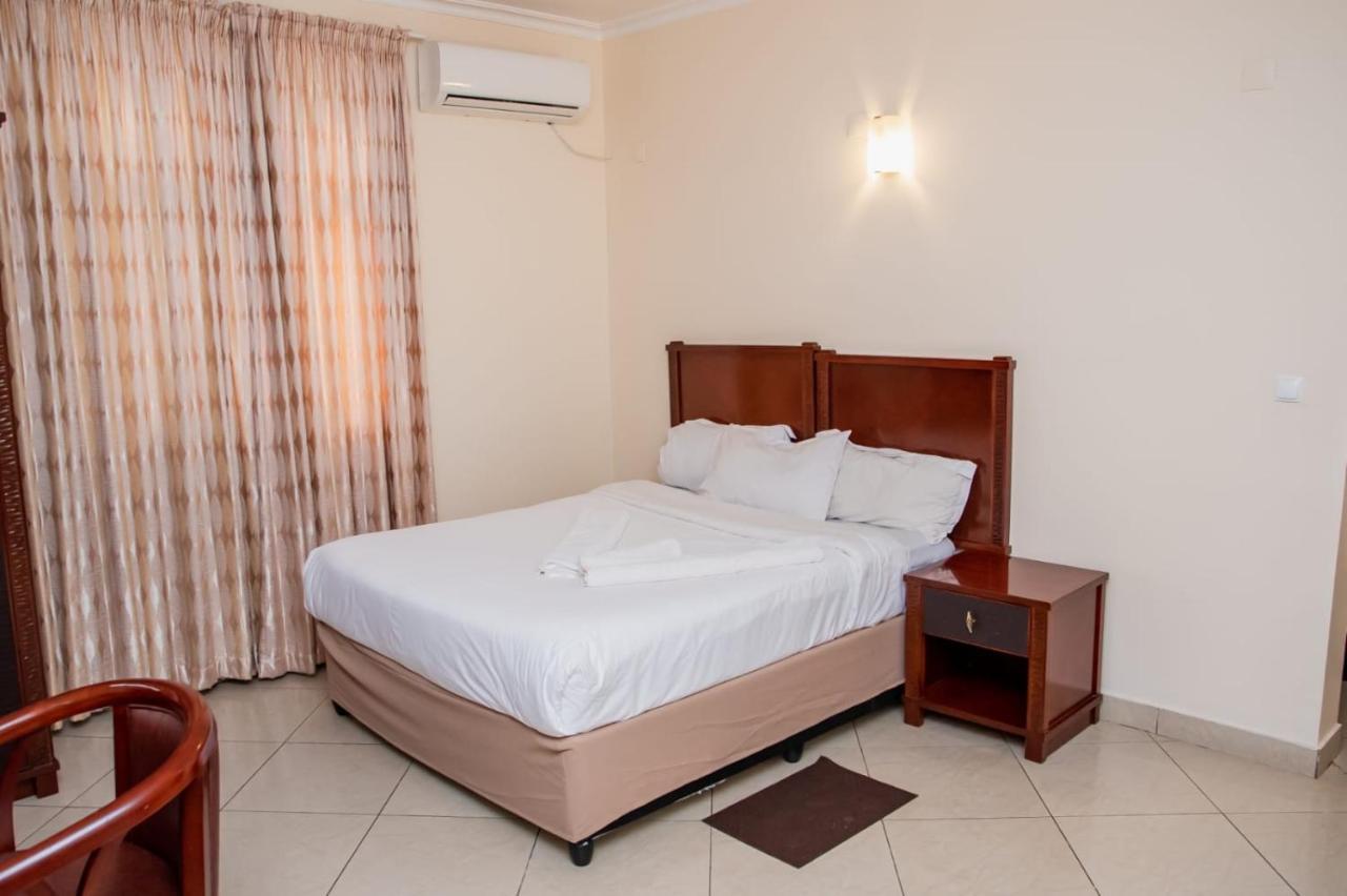 Pensao Marhaba Residencial Hotell Maputo Exteriör bild