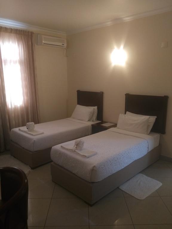 Pensao Marhaba Residencial Hotell Maputo Exteriör bild